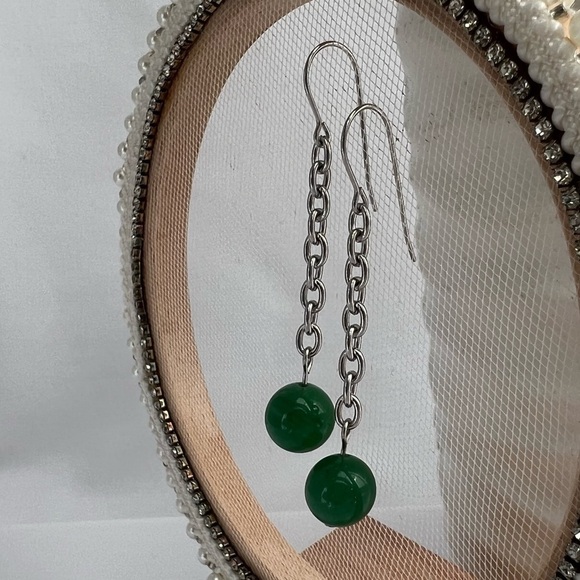 AVENTURINE Dangle Earrings on Stainless Steel Chain - Picture 3 of 12